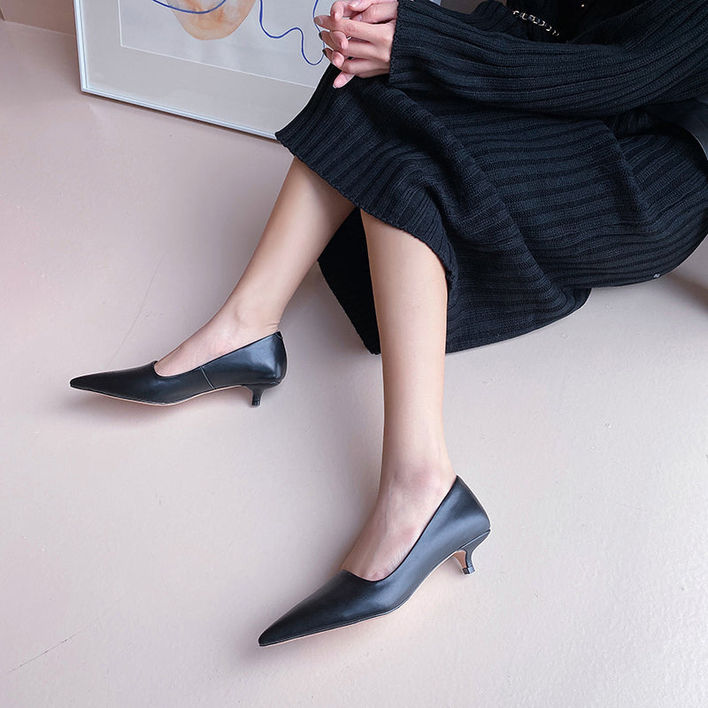 Charice™| Red Suede Pumps