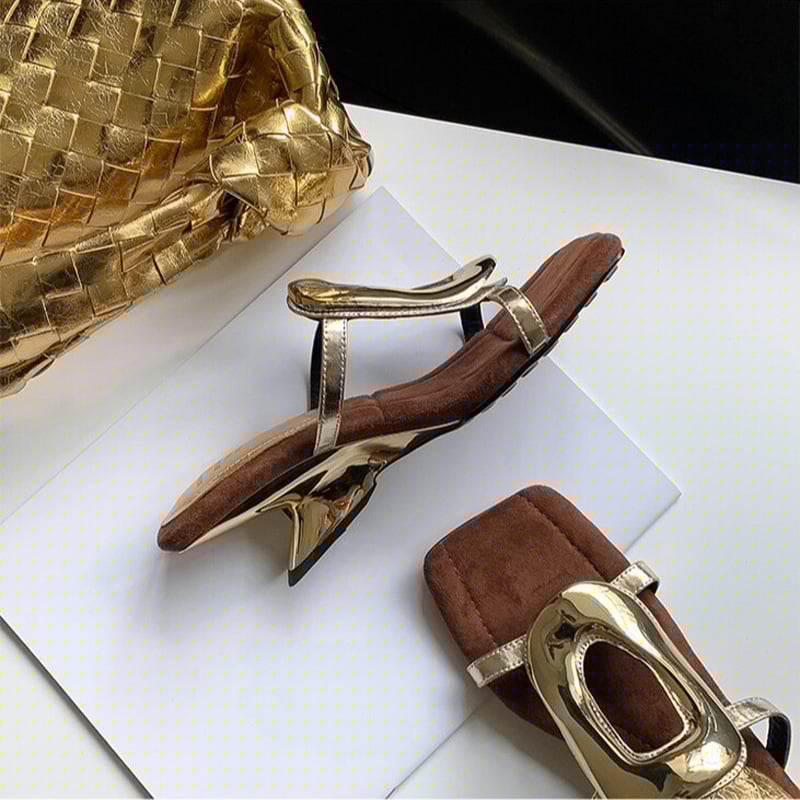 Kiara™| Bold Buckle Wedges