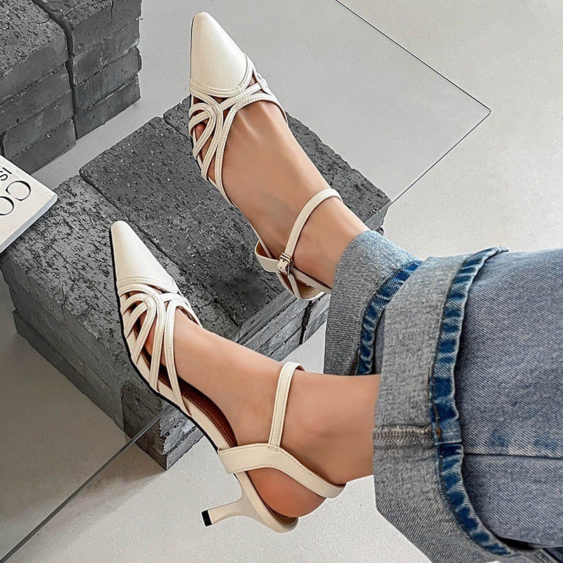 Amoura™ | Gold Slingback Heels