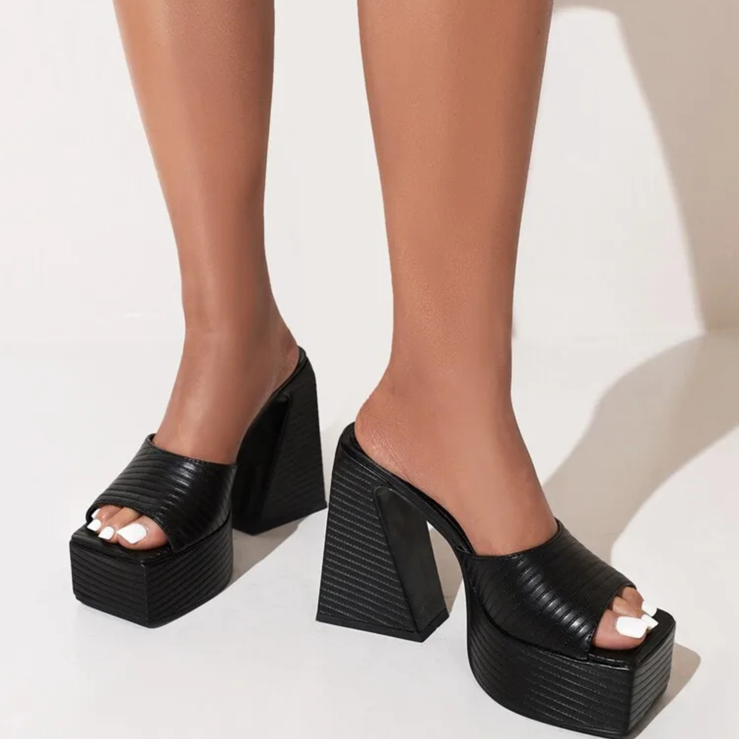 Valenza™| Helmora Platform Sandals
