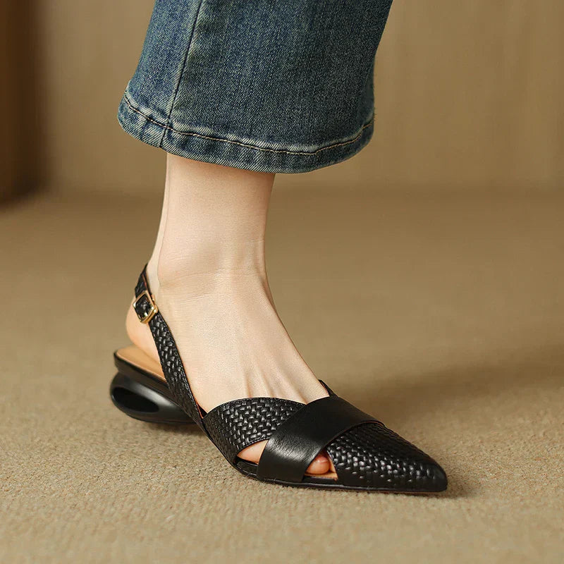 Fynora™| Pointed Toe Slingbacks