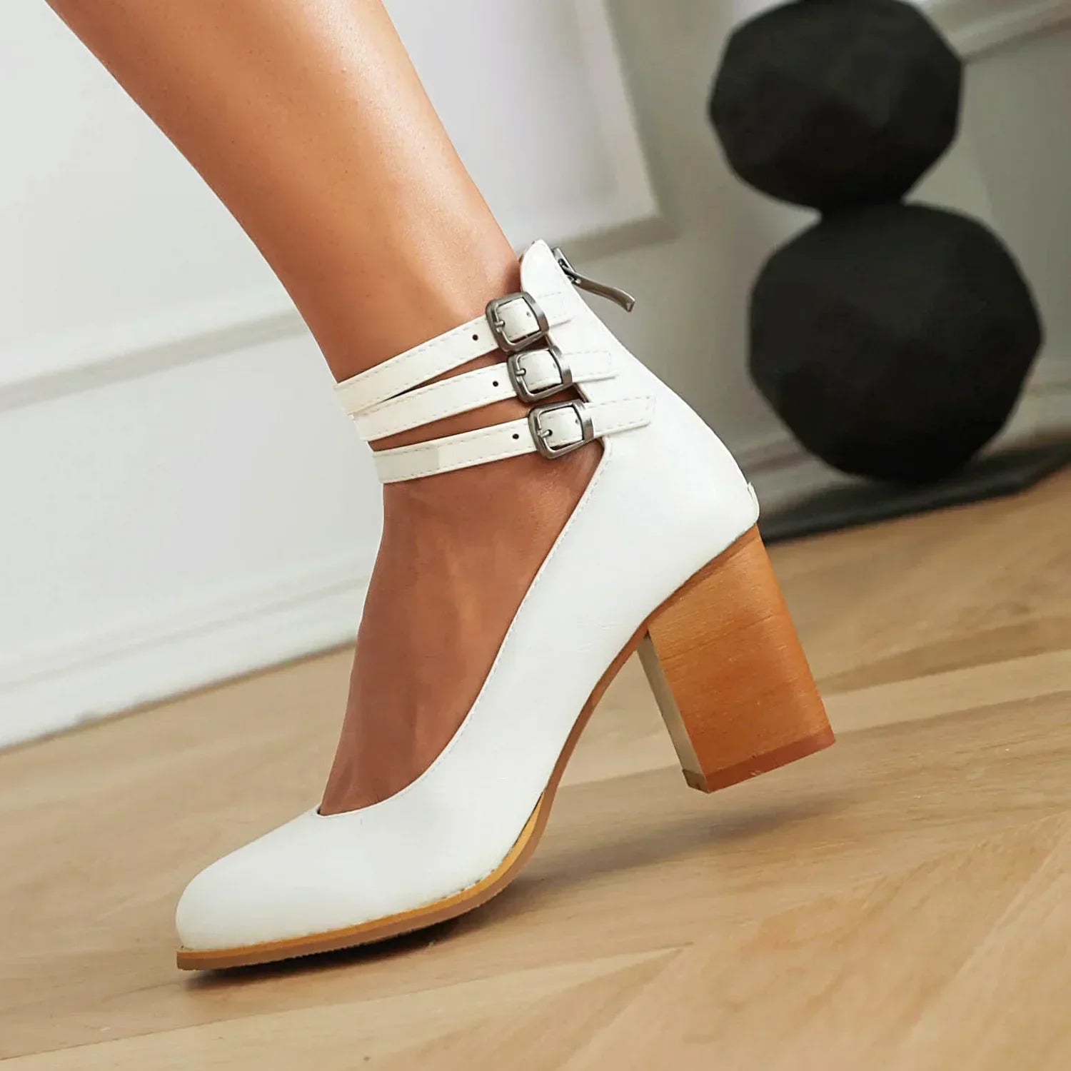 Valenza™| Alira Elegant Pumps