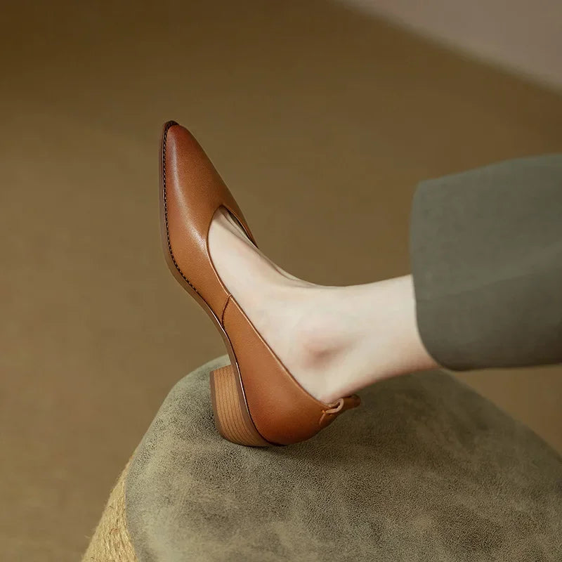 Helen™| Classic Pumps